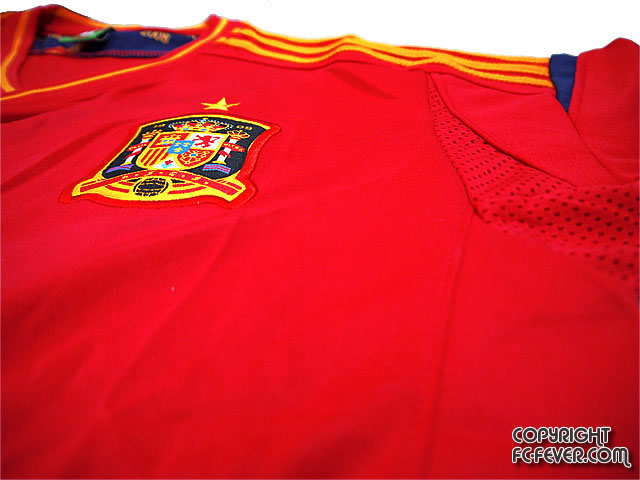 スペイン代表サッカーユニフォーム  激安レプリカサッカーユニフォームとクラスTシャツのFC-FEVER